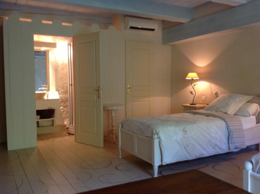 Maison d'hotes Les Chambres de Mon Moulin Pégomas Chambre photo